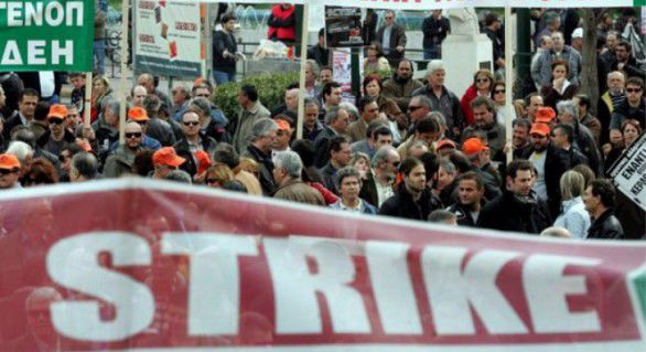 De asemenea, angajaţii şi pensionarii vor porni în cursul zilei de joi într-un marş în centrul Atenei.