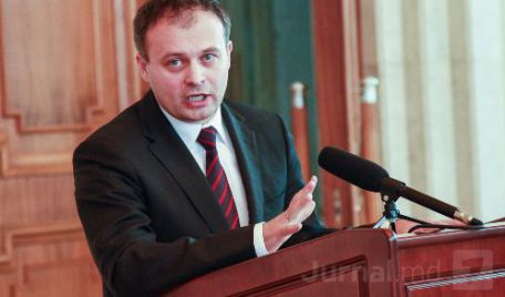 Год назад, государство лишилось контрольного пакета акций в Banca de Economii.