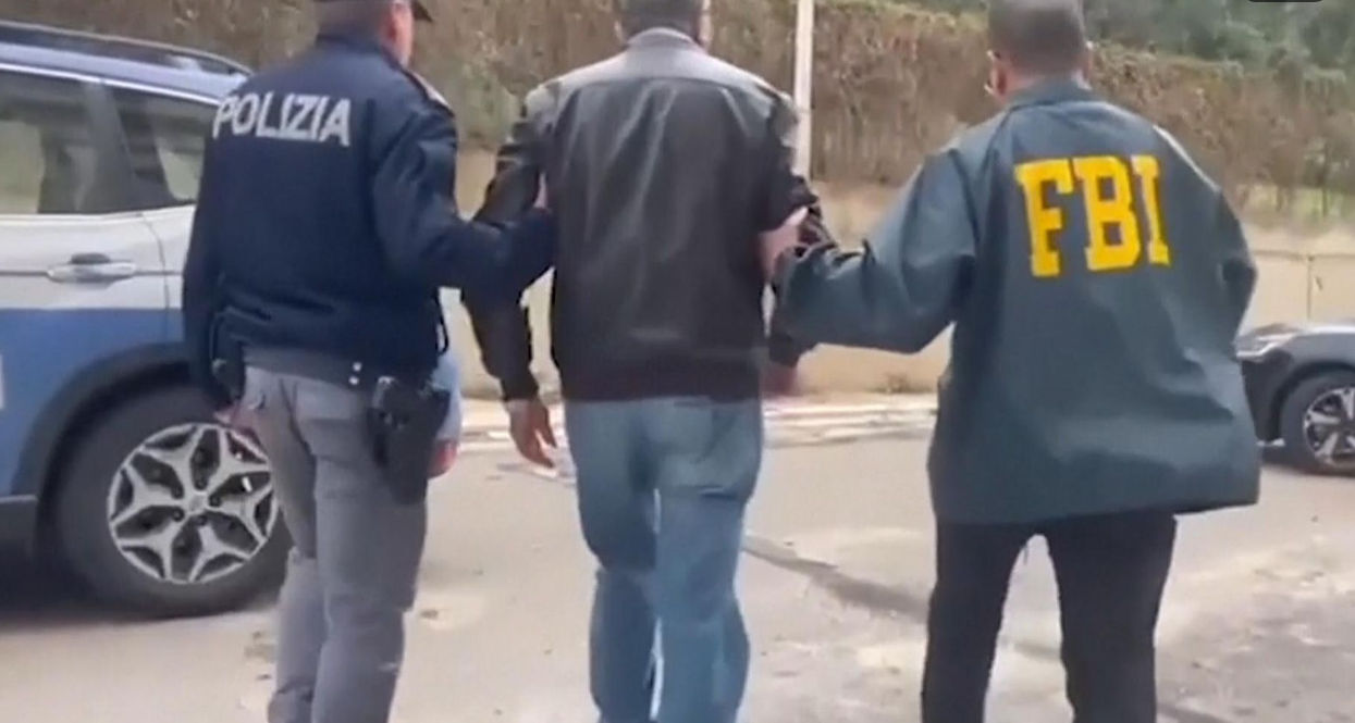 Во время совместной антимафиозной операции на Сицилии и в США задержали 17 человек.