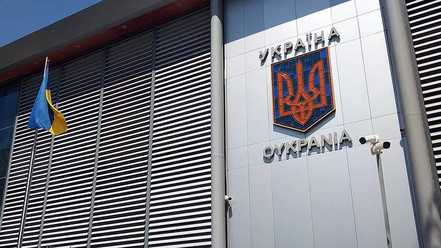 В Греции посольство Украины получило по почте окровавленный пакет.