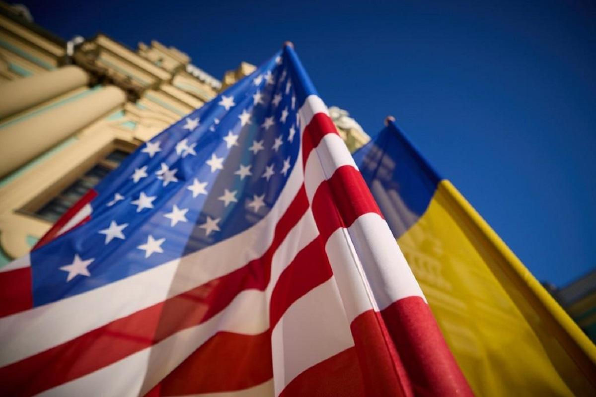 США передают Украине новый пакет военной помощи на $325 миллионов.