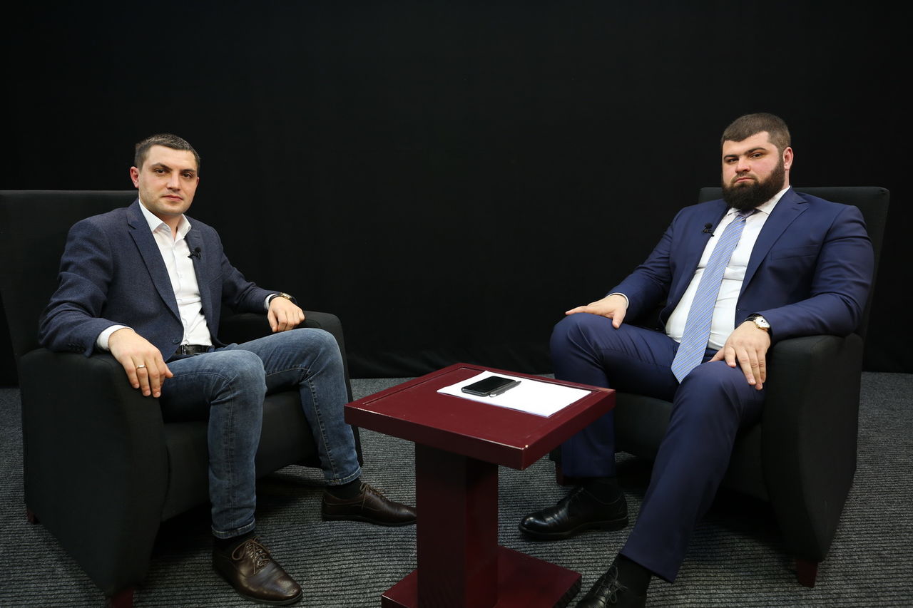 За 4 года в Вулканештах срубили более 300 вековых деревьев, заявил депутат НСГ Григорий Узун.
