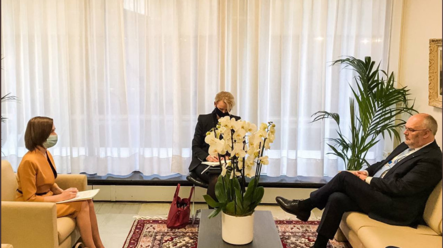 Президент Молдовы Майя Санду встретилась с президентом Эстонии Аларом Карисом.