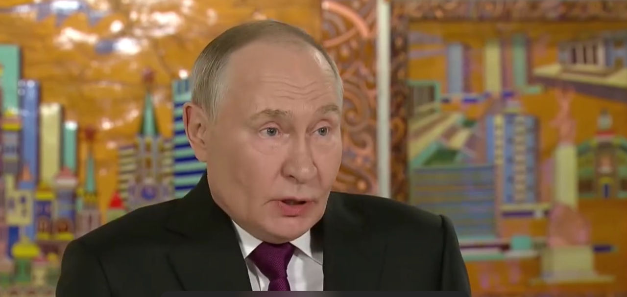 Путин: РФ не собирается воевать с Европой, но если они начнут, то мы готовы прямо сейчас.