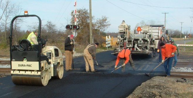 În 2018, vor fi reabilitate drumurile naţionale, dar şi cele locale din ţară