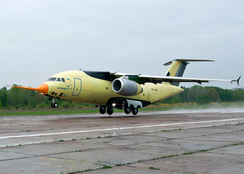 Новый самолет Ан-178.