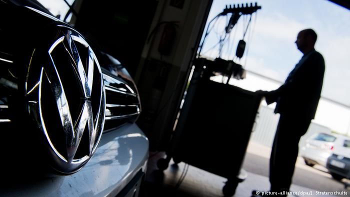 Volkswagen планирует сократить в Германии около 7 тыс. рабочих мест.