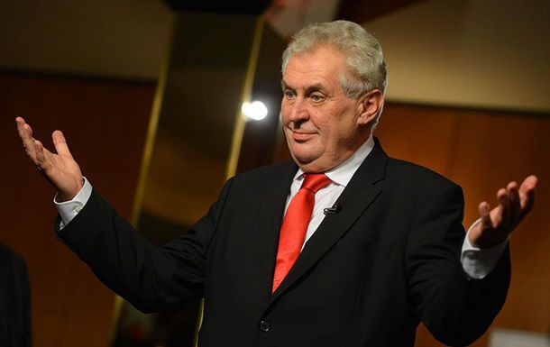 Земан объяснил, что в случае несогласия Украины на компенсацию начнется "европейская война".