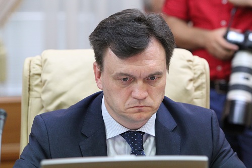 Речан заявил, что упомянутое судебное решение ему «кажется верным», хотя его коллеги по кабинету министров за такое же нарушение были оштрафованы на 1,5 тыс леев, каждый.