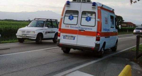 O moldoveancă a fost spulberată de o mașină pe o trecere de pietoni din Italia.