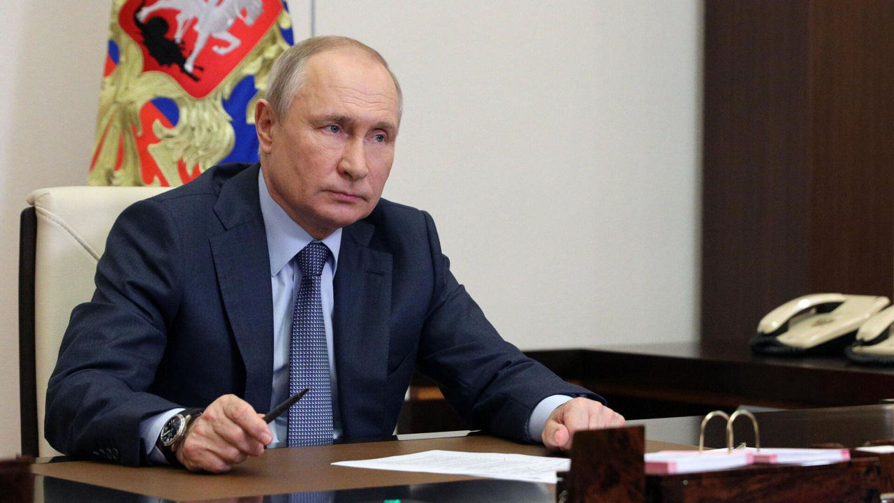 Путин призвал "рачительнее" относиться к экспорту продовольствия.