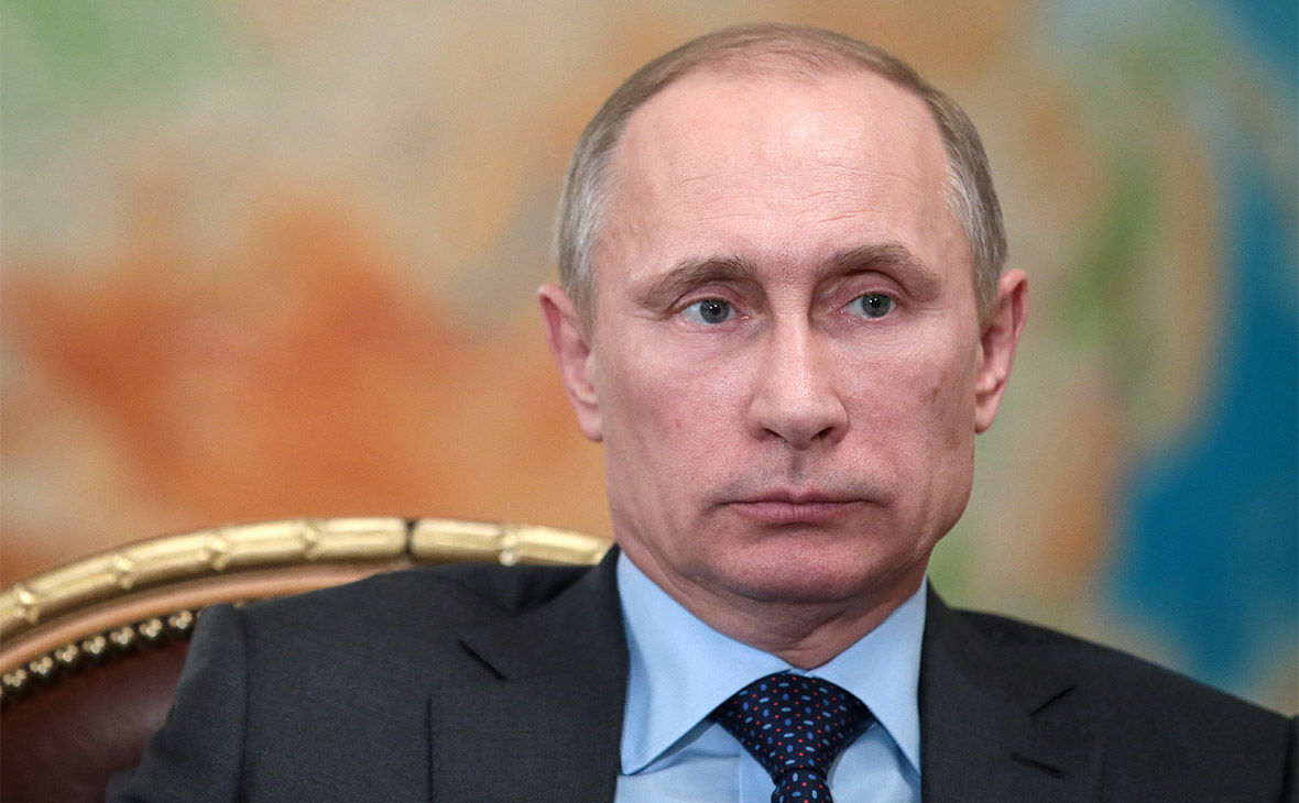 Верховный суд отказался снимать Владимира Путина с выборов.