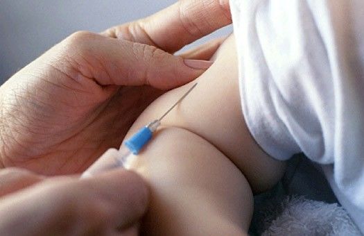 Иммунизация имеет огромное значение для нормального развития ребенка. Фото: immuninfo.ru