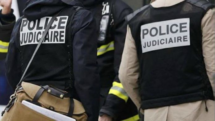 Franța: O gașcă de hoți moldoveni au jefuit peste 120 de case