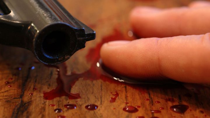 Caz îngrozitor în Leova. Angajaţii inspectoratului raional de poliţie l-au găsit, ieri seara, pe un coleg de-al lor împuşcat în cap.