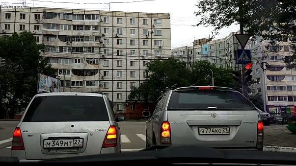 Ceva mai nebunesc nu puteai vedea în trafic! Ce au făcut 2 șoferi. Foto: auto-bild.ro