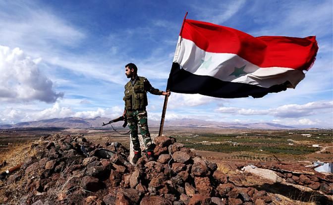 Военнослужащий сирийской армии на боевом дежурстве.