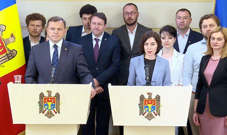 Блок Acum сообщил что в последний раз приглашает ПСРМ на переговоры.