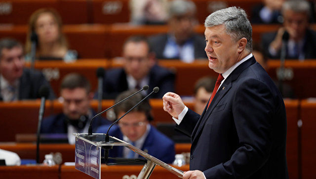 Порошенко в Страсбурге провел встречу с генсеком Совета Европы.