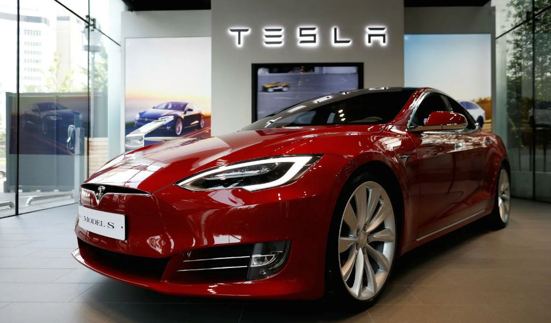 Tesla увеличила квартальную выручку на 81% - до рекордных $18,8 млрд.