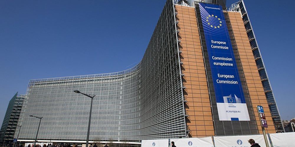 Еврокомиссия готова предоставить 25 млрд евро для борьбы с экономическими последствиями.