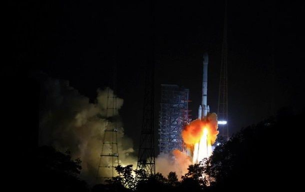 Китай успешно запустил спутник Zhongxing-9B.