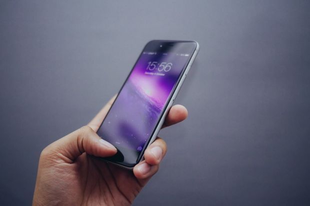 Hoții pot afla în câteva secunde codul PIN al telefonului tău.
