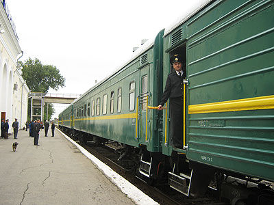 В Россию не впустили партию роз.