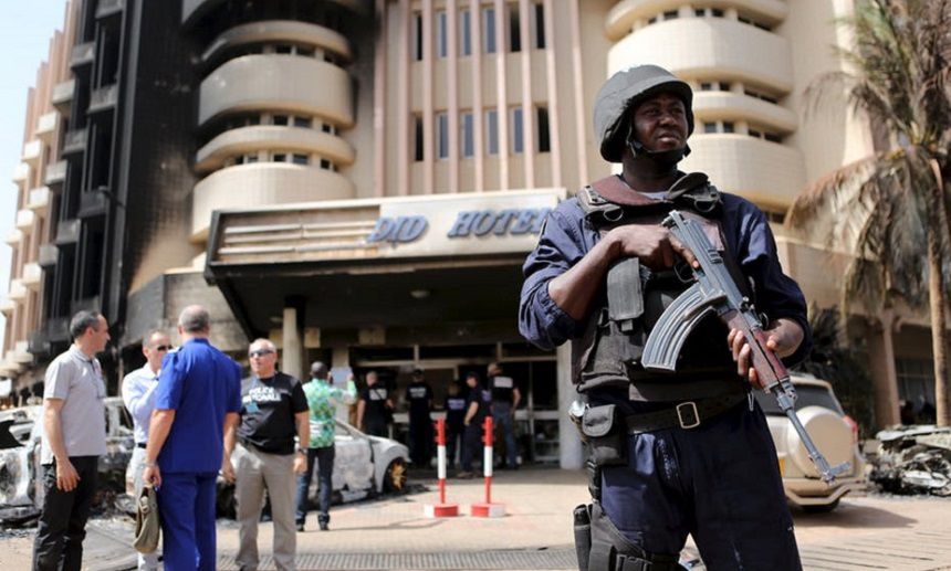 Aproape 30 de morţi şi 85 de răniţi în atacurile din Burkina Faso.