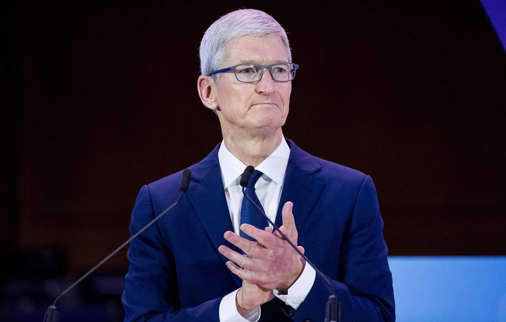 Глава Apple: Самый дешёвый iPhone обгоняет самый быстрый Android.