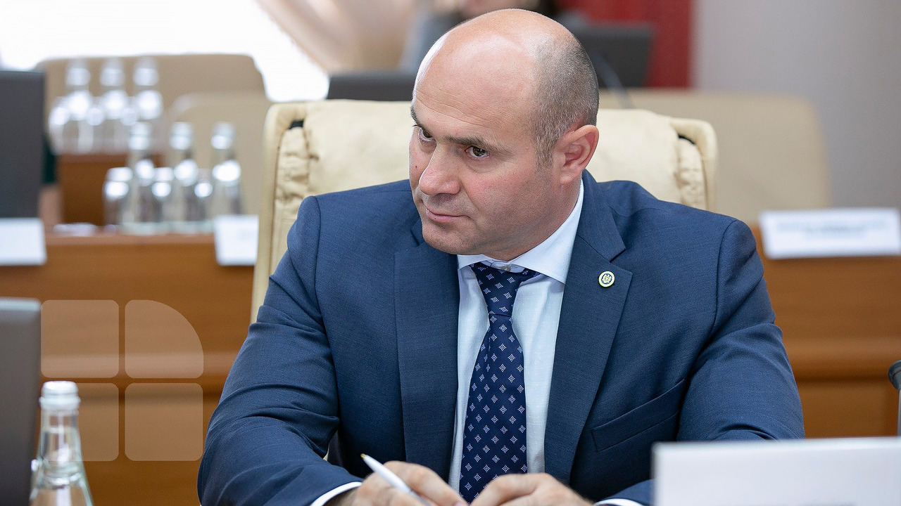 Павел Войку отверг причастность к контрабанде сигарет: Попытка очернить.
