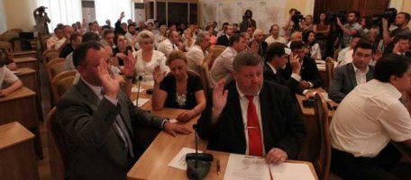 Scandal la şedinţa Consiliului Municipal Chişinău (CMC).