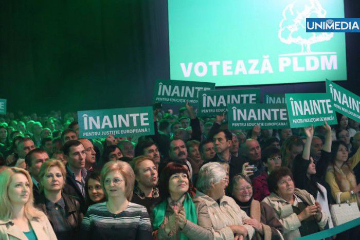 Liberal-democrații își explică decizia de a intra în opoziție. Foto: unimedia.info