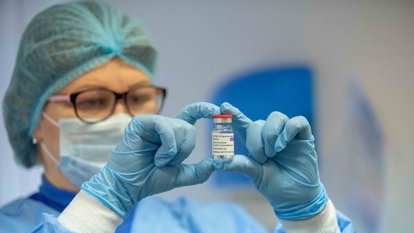 Граждане могут записаться на вакцинацию от COVID-19 онлайн.