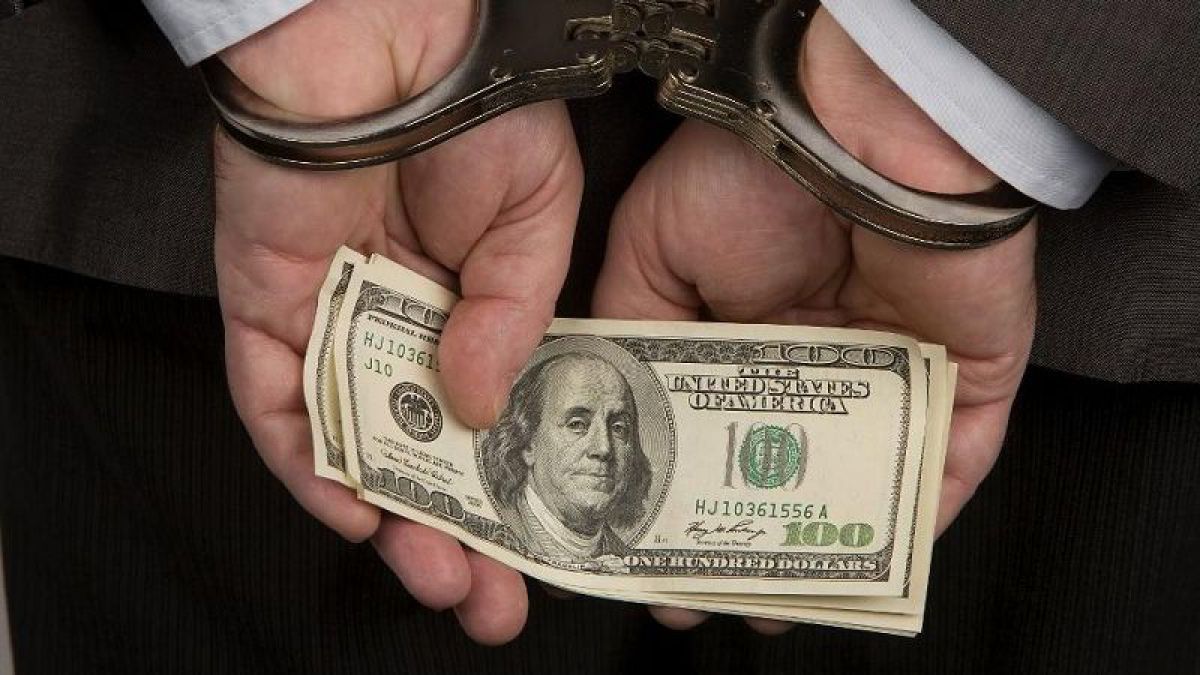 Un angajat al Inspecţiei Financiare Cahul, reținut pentru mită. Foto: agora.md
