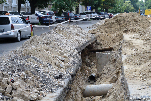 Furnizorul de apă din capitală finalizează lucrările de pregătire a reţelelor de apă şi canalizare.