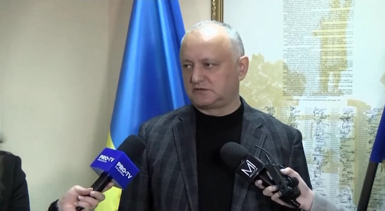 Слушания по делу о "медицинской справке" против Додона отложены.