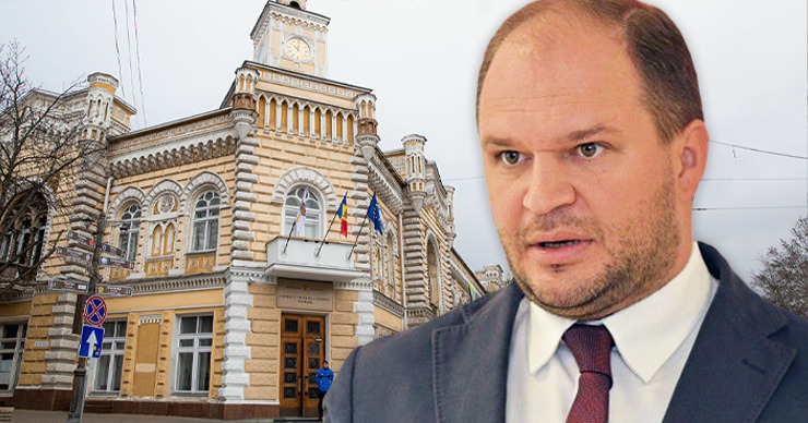 Генеральный примар Ион Чебан недоволен работой преторов. Коллаж Point.md.