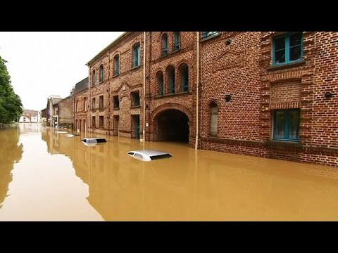 Во Франции проливные дожди, продолжавшиеся несколько дней, привели к серьёзным наводнениям.