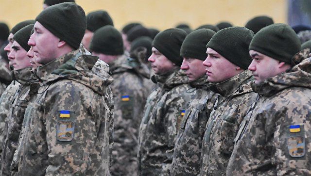 Украинскую армию хотят перевооружить винтовками Colt.