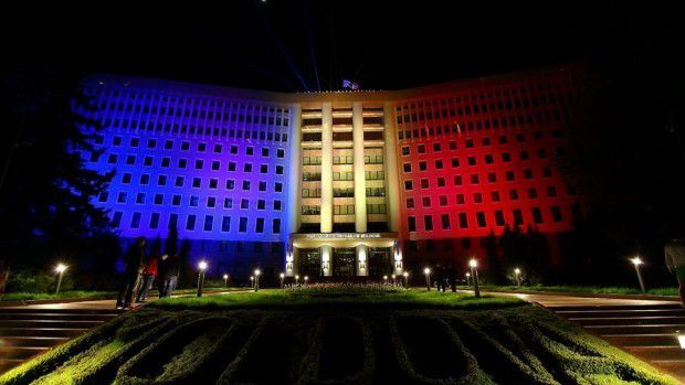 Clădirea Parlamentului Republicii Moldova va fi iluminată astăzi la 17.30. Foto: moldova.org
