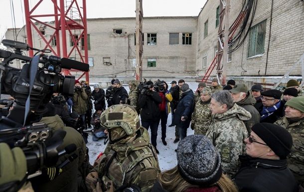 Открытая Порошенко телевышка не достанет до ДНР.