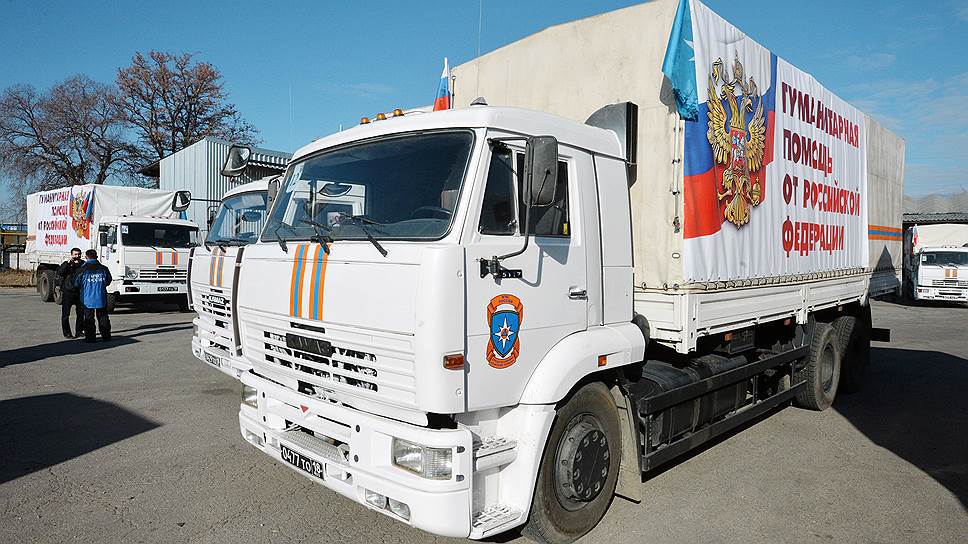 120 грузовиков повезут в Донецк и Луганск более 1,4 тысячи тонн продовольствия.Фото: kommersant.ru