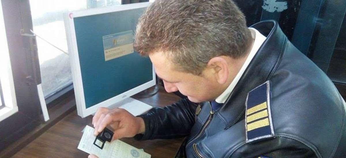 Certificat de înmatriculare fals depistat la Albița. 