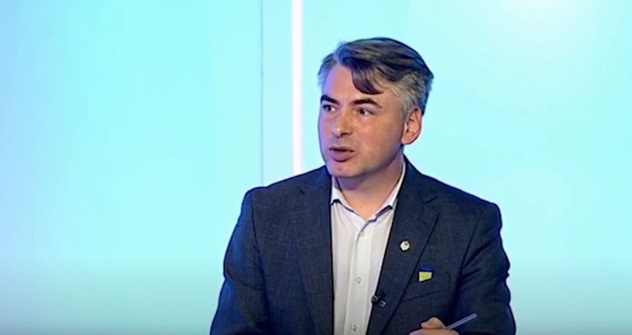 Депутат ПДС: Счастье не в деньгах, а иногда в их количестве.