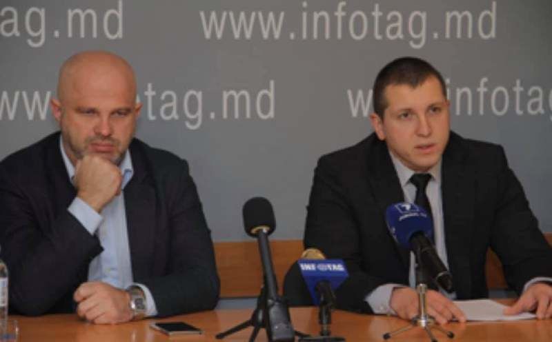 Правозащитники потребовали прекращения политических уголовных дел.