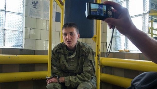 Суд не стал изменять Валентине Савченко меру пресечения.