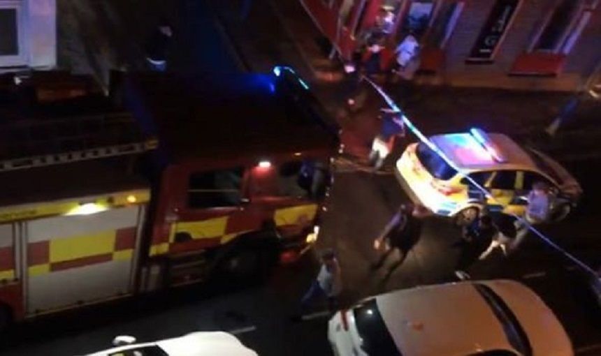 Londra: Un bărbat a intrat cu maşina în club. Cel puţin 13 răniţi. Foto: news.ro