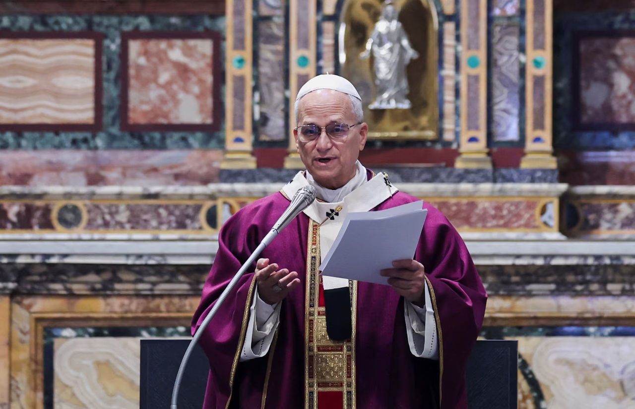Papa Leon al XIV-lea a avertizat preoții să nu folosească inteligența artificială în predici.