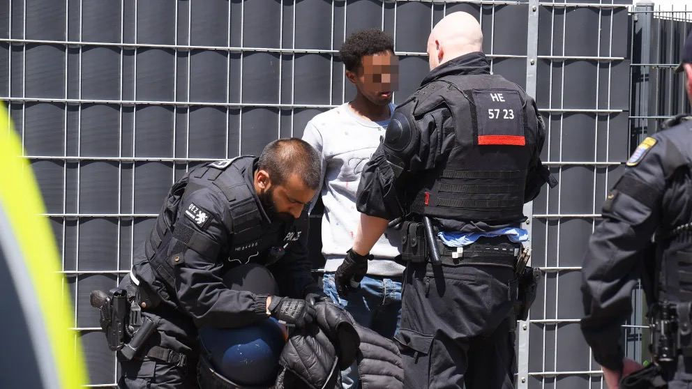Percheziții masive în Germania în cadrul unei anchete privind un grup terorist.